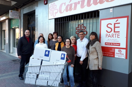 Ir a la noticia Hidrogea reparte lotes navideños para las familias más necesitadas
