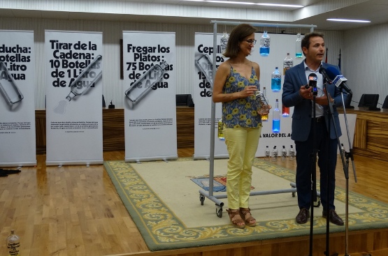 Ir a la noticia El Ayuntamiento de Torre Pacheco e Hidrogea ponen en marcha una campaña de concienciación sobre el uso sostenible del agua