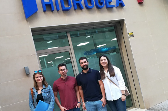 Ir a la noticia Alumnos de la UPCT se formarán en planes directores de abastecimiento con Hidrogea