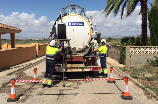 Ir a la noticia Se refuerza la limpieza del alcantarillado en Cartagena ante posibles lluvias