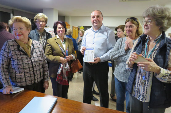 Ir a la noticia El gerente de Hidrogea se reúne con las Amas de Casa de Cartagena para explicarles el funcionamiento del servicio y el recibo del agua